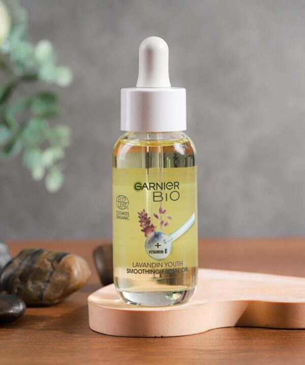 Garnier Graceful Lavandin Smooth & Glow Facial Oil 30ml - Image 5